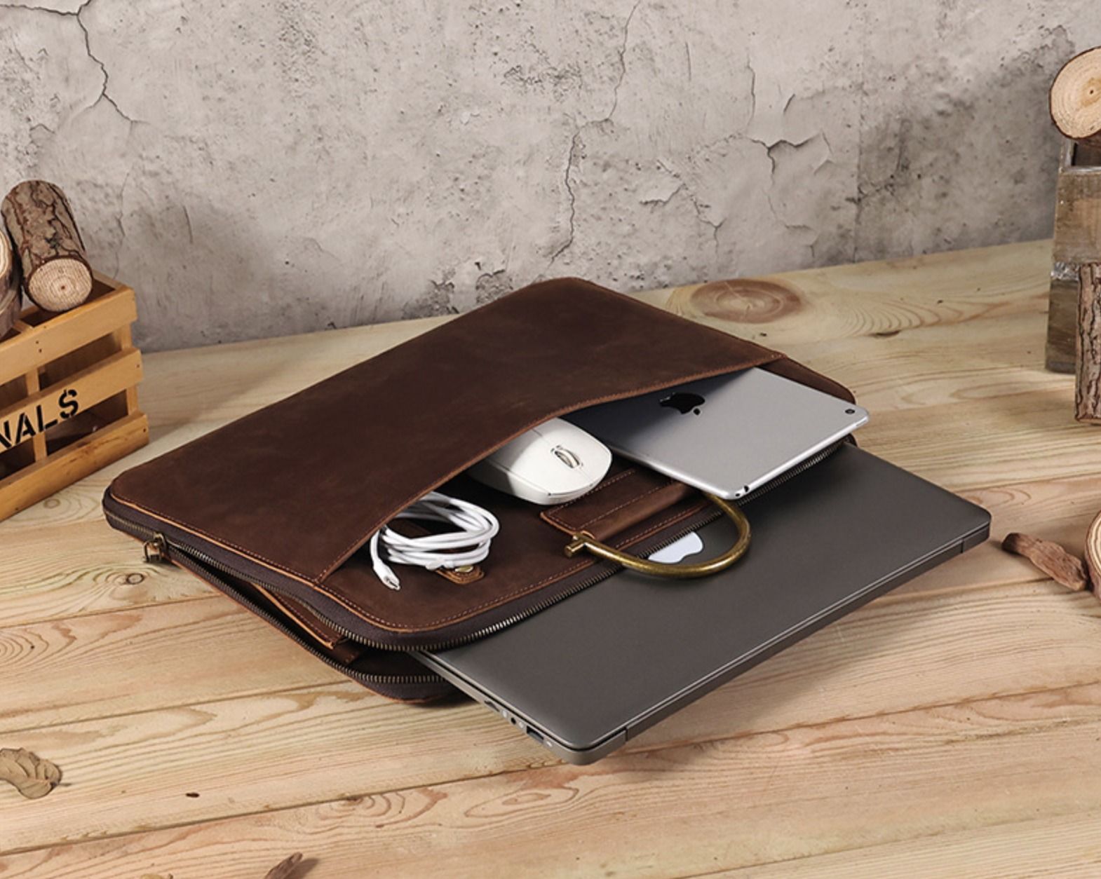 Cặp Xách Tay Da Bò Sáp Cao Cấp Đựng Laptop Bussiness Men TUDA SBM386