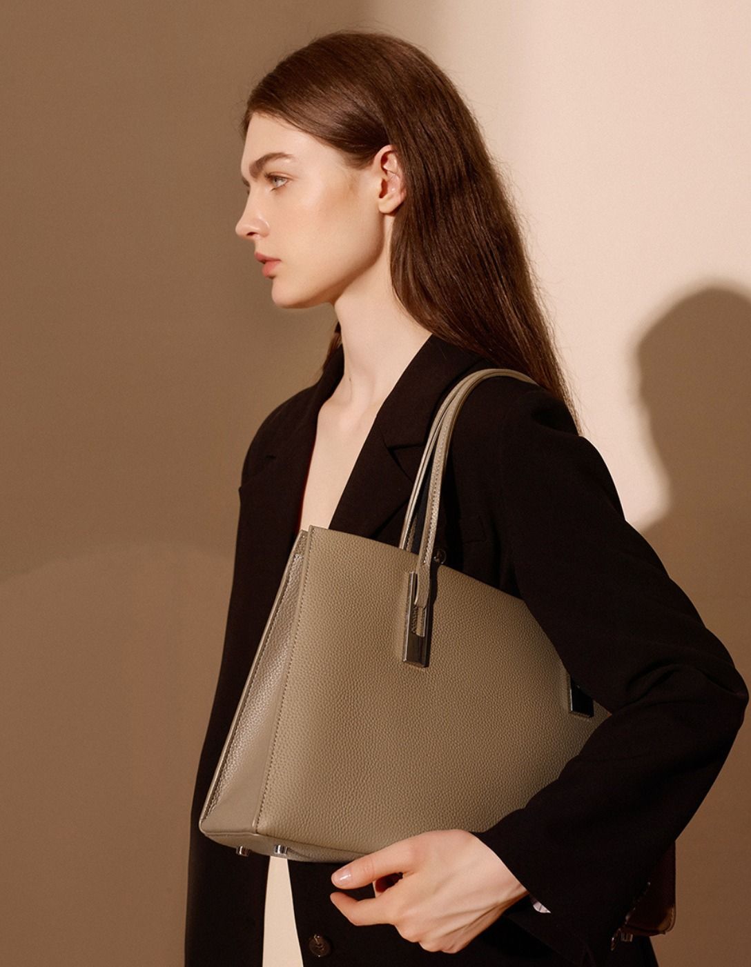 Túi Xách Nữ Da TOGO Đeo Chéo & Xách Tay Đựng Laptop & Hồ Sơ TUDA SBM395