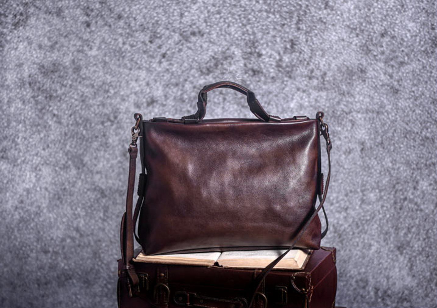 Túi Xách Da Bò VEG Patina Italy Cao Cấp Đa Chức Năng TUDA SBM397