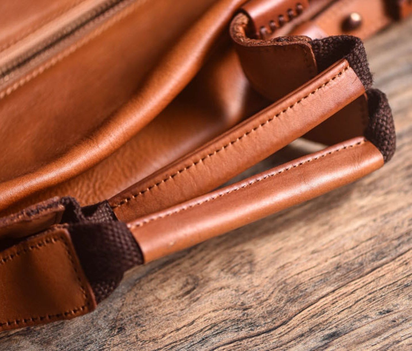 Túi Xách Da Bò VEG Patina Italy Cao Cấp Đa Chức Năng TUDA SBM397