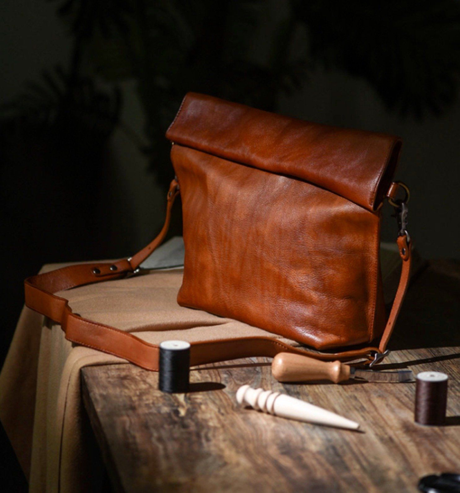 Túi Xách Da Bò VEG Patina Italy Cao Cấp Đựng Laptop & Hồ Sơ GAKKE SBM401