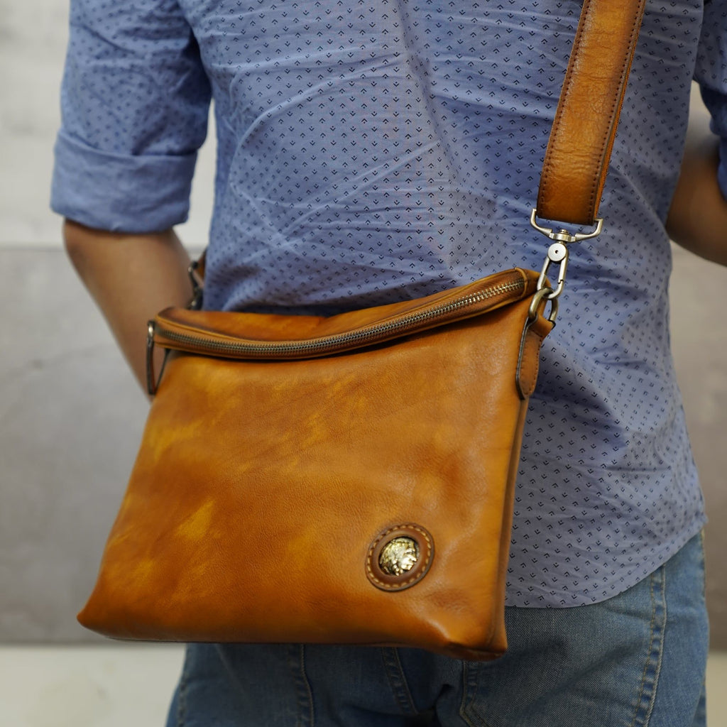 Túi Đeo Chéo Đựng iPad Da Bò VEG Patina Nhập Khẩu - Classic SBM252