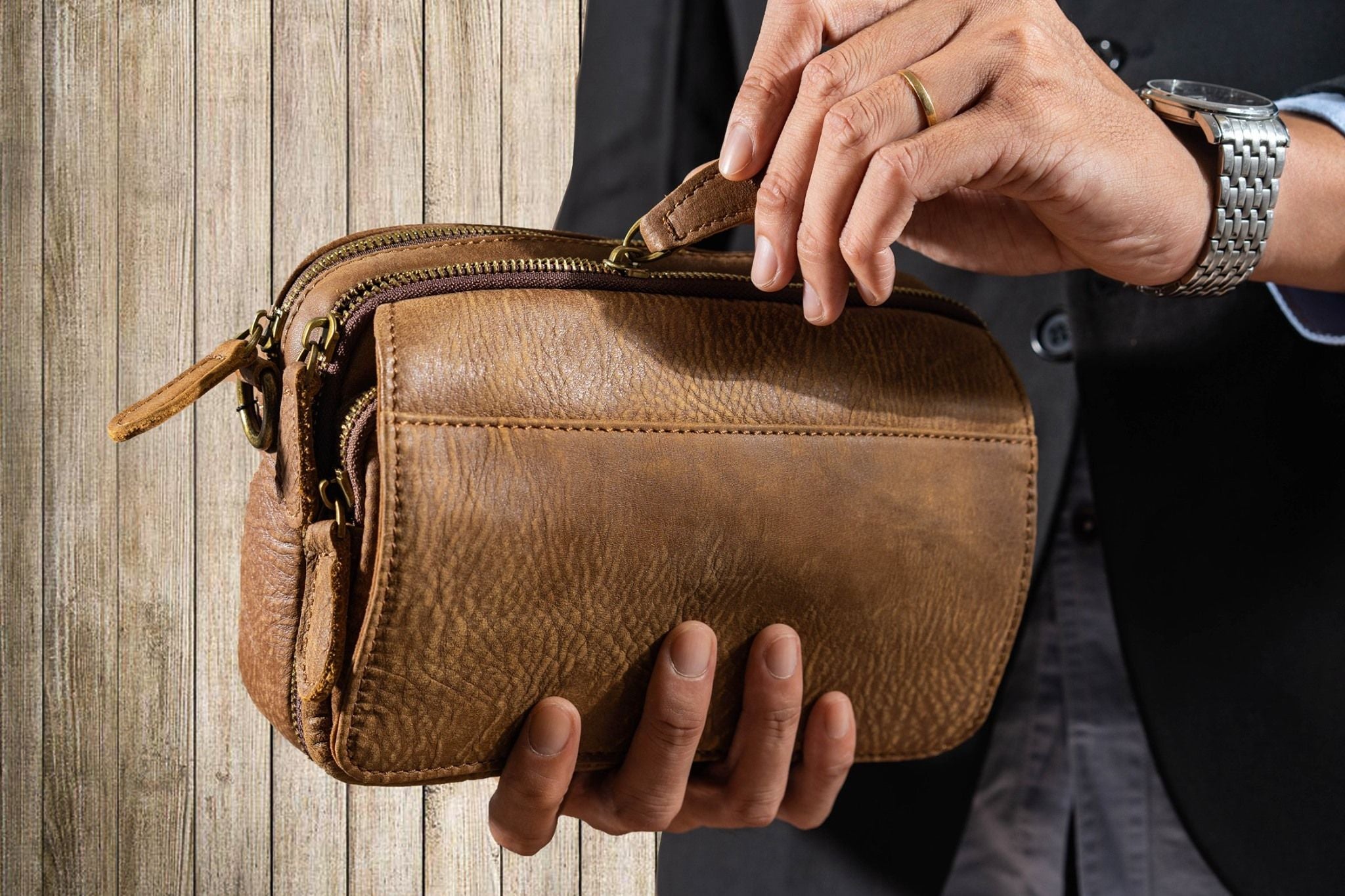 CLUTCH Cầm Tay & Đeo Chéo Da Thật RETRO SBM102