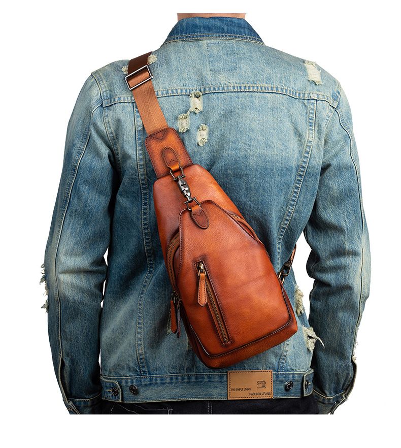 Túi Da Bò VEG Patina Ý Cao Cấp Đeo Chéo Trước Ngực VINTAGE SBM245