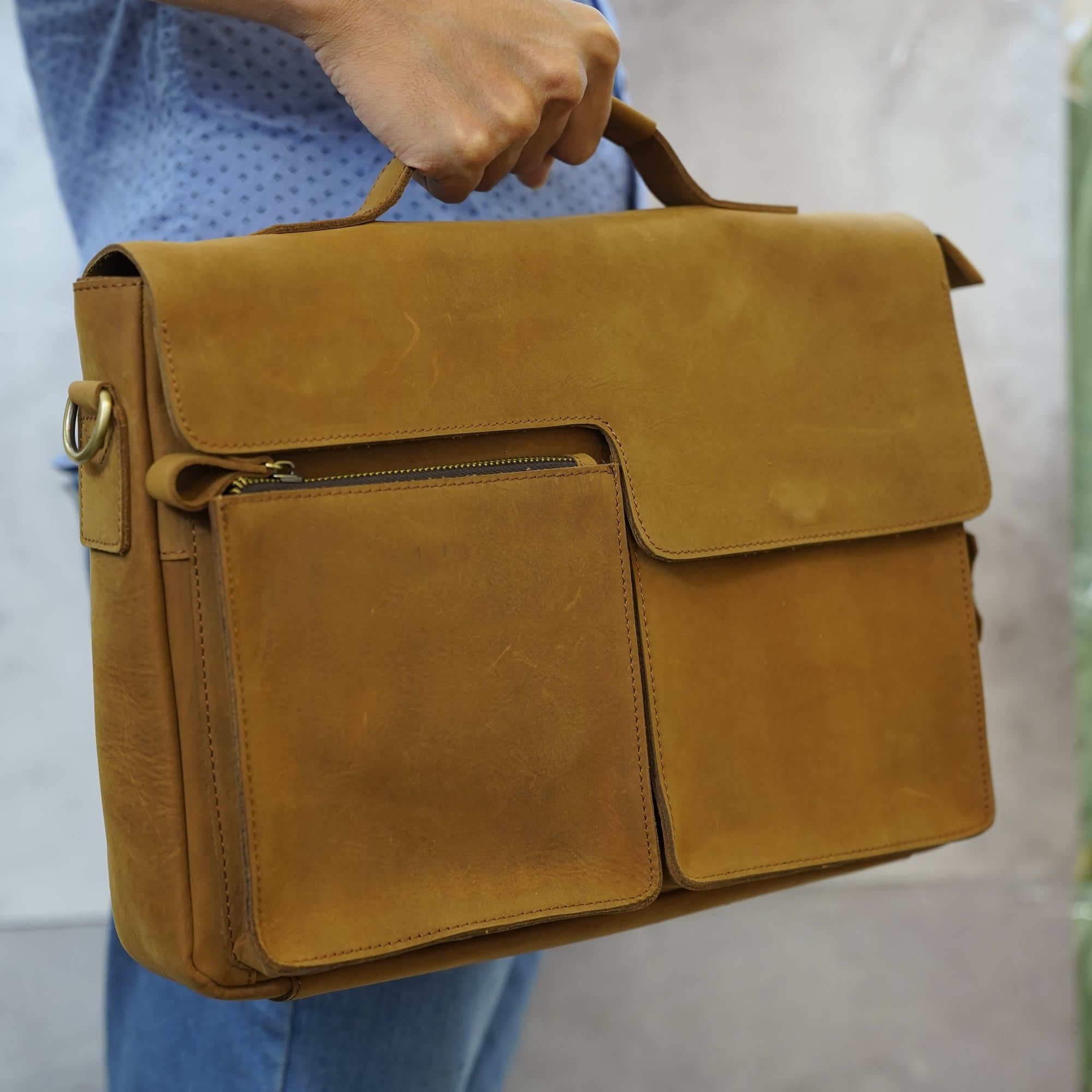 Cặp Xách Tay Da Bò Thật Đựng Laptop Bussiness Men SBM240