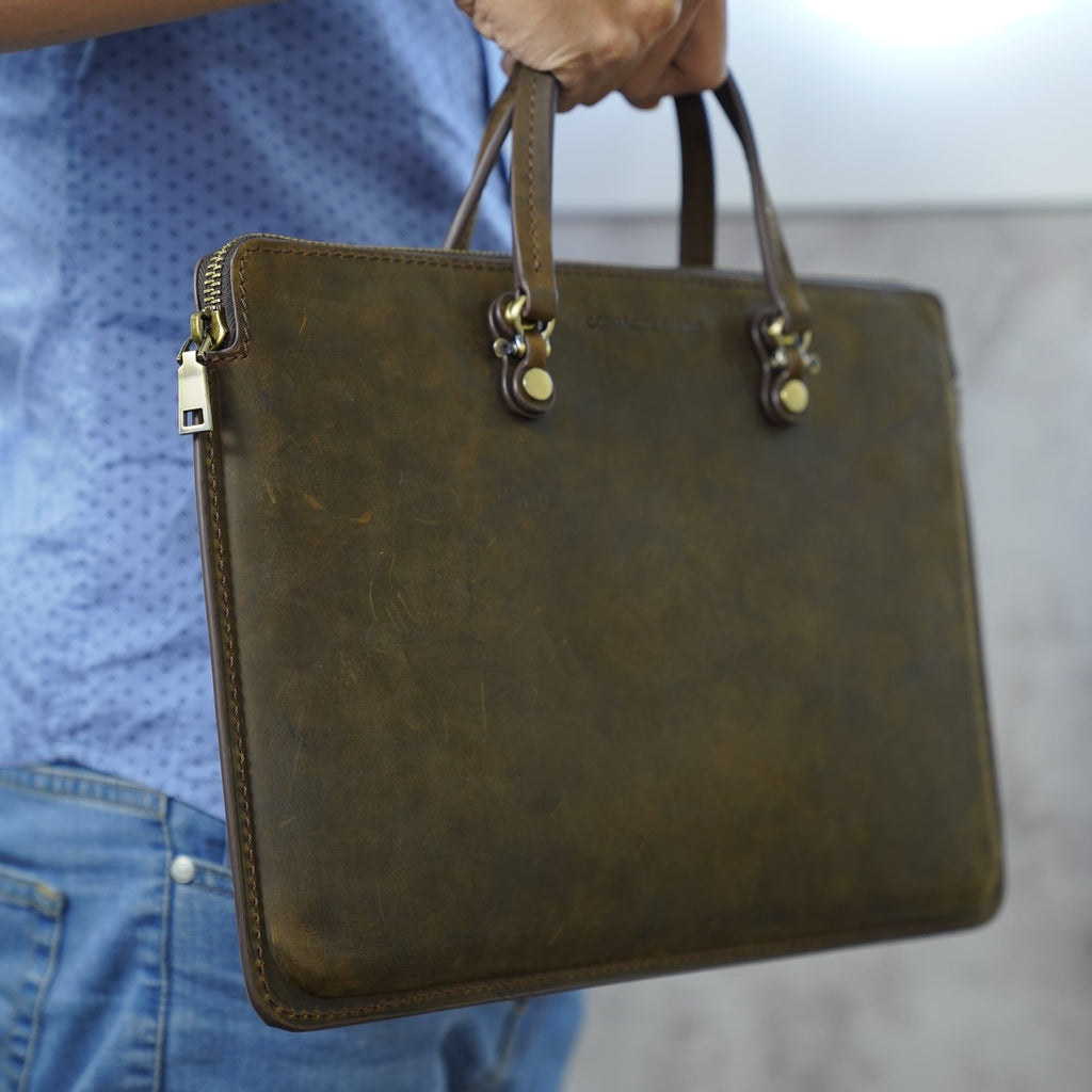 Cặp Da Doanh Nhân Da Bò Sáp Nhập Khẩu Xách Tay Đựng Laptop & Hồ Sơ Classic Edition SBM232