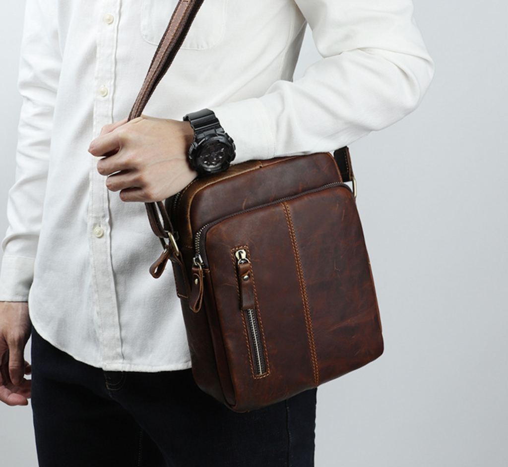 Túi đeo vai Messenger da thật Lớp Đầu Tiên, phiên bản giới hạn SBM163