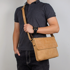 Túi Đeo Chéo Da Bò Thật Đựng iPad Classic Edition SBM286