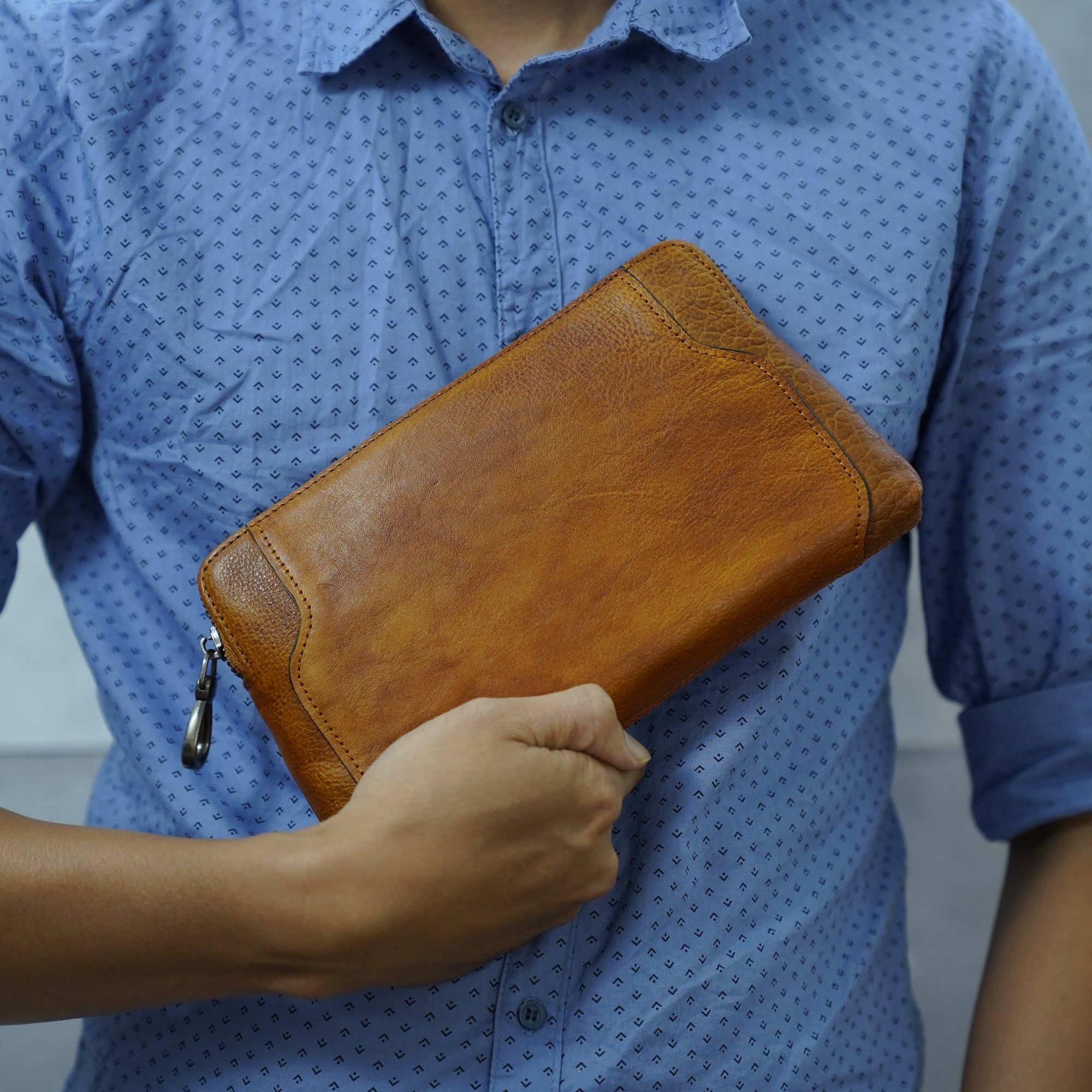 Ví Cầm Tay CLUTCH Nam Da Bò VEG Patina Ý Nhập Khẩu CLH247