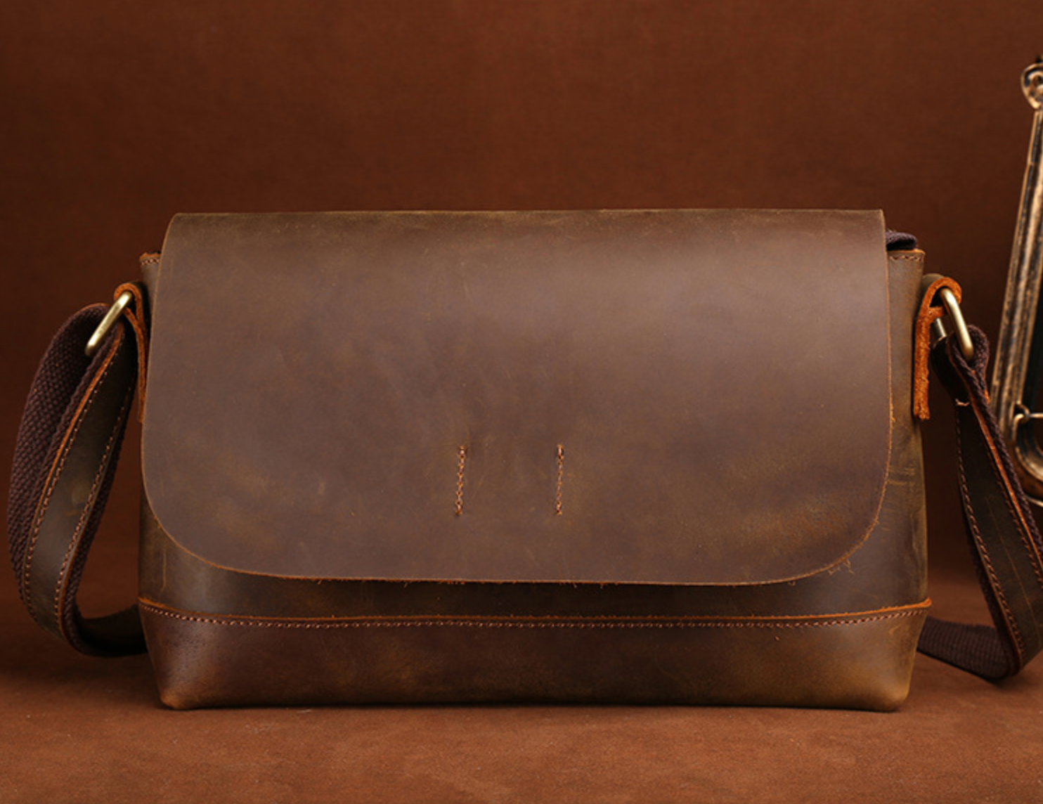 Túi đeo chéo da bò thật Berry & Ken RETRO - Classic edition TUDA SBM121