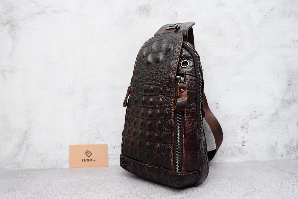 Túi Da Bò Thật đeo chéo Dập Vân Cá Sấu Berry & Ken RETRO - SBM111