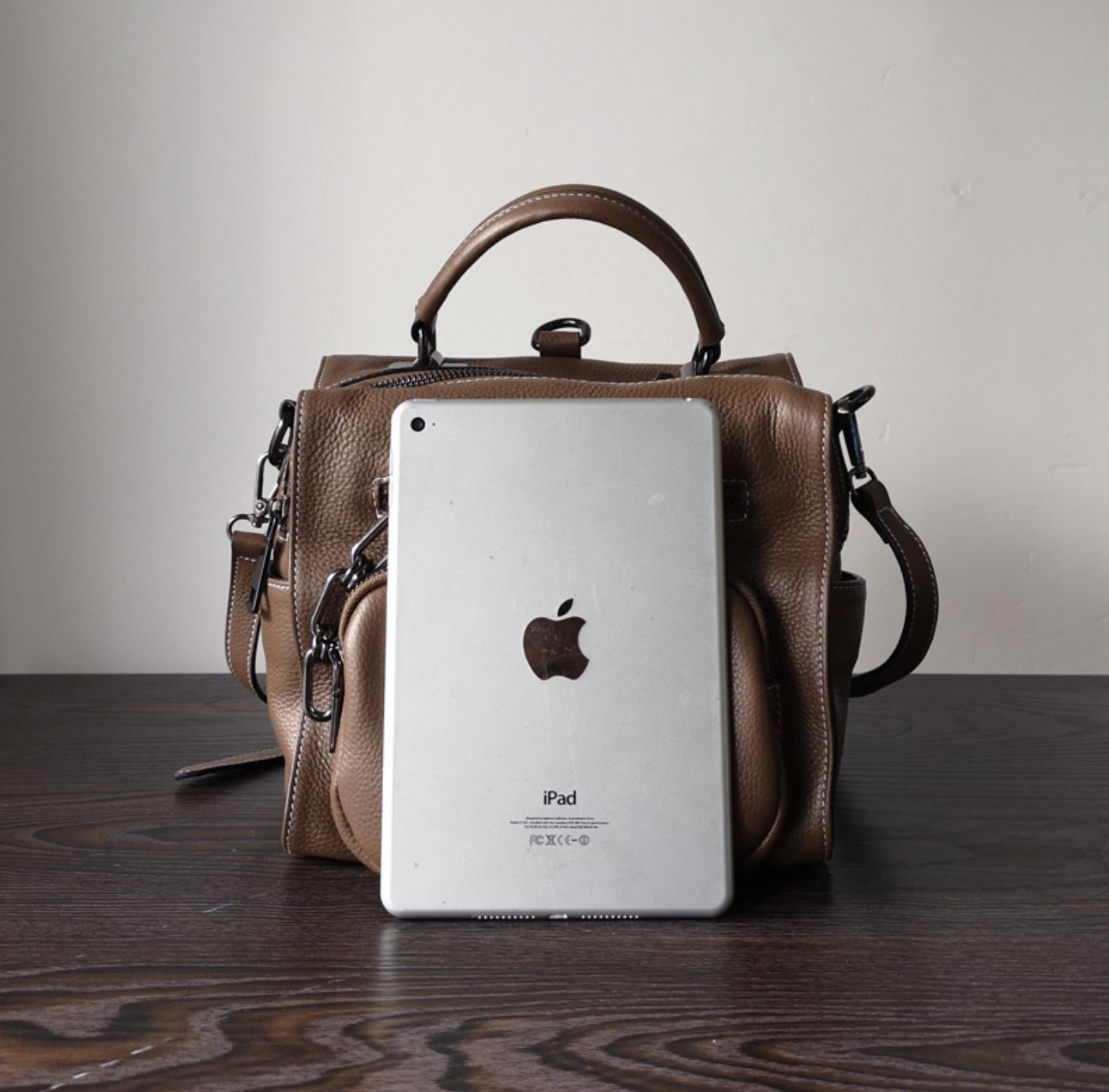 Túi Da TOGO Đeo Chéo & Balo Đeo Đa Năng SBM305