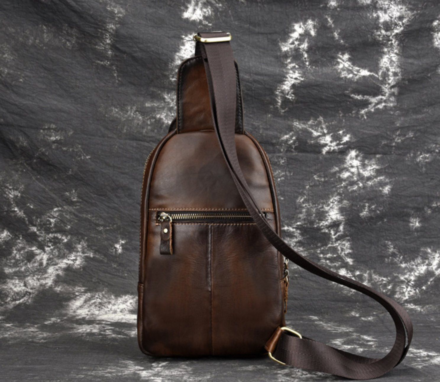 Túi Da Thật Đeo Chéo Trước Ngực VINTAGE SBM197