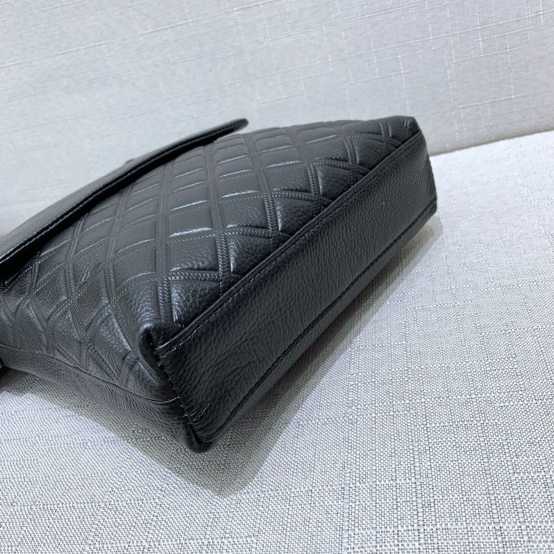 Túi Da Bò Thật Đeo Chéo Đựng IPad Classic Edition SBM189