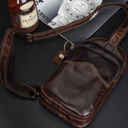 Túi da bò thật đeo chéo ngực Berry & Ken RETRO SBM122