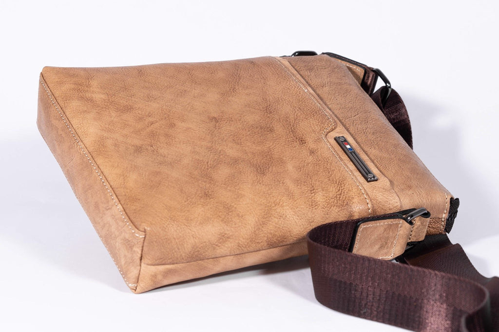 Túi da bò thật Berry & Ken - Limited edition MBM104