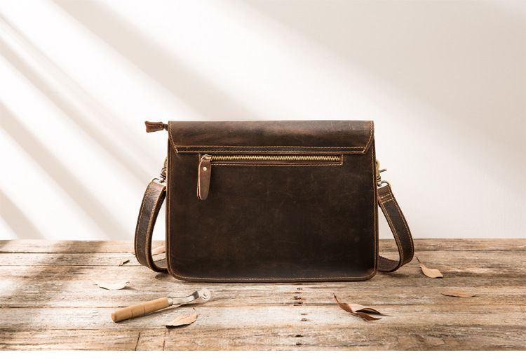 Túi Da Bò Sáp Đeo Chéo Chứa Ipad Classic SBM195