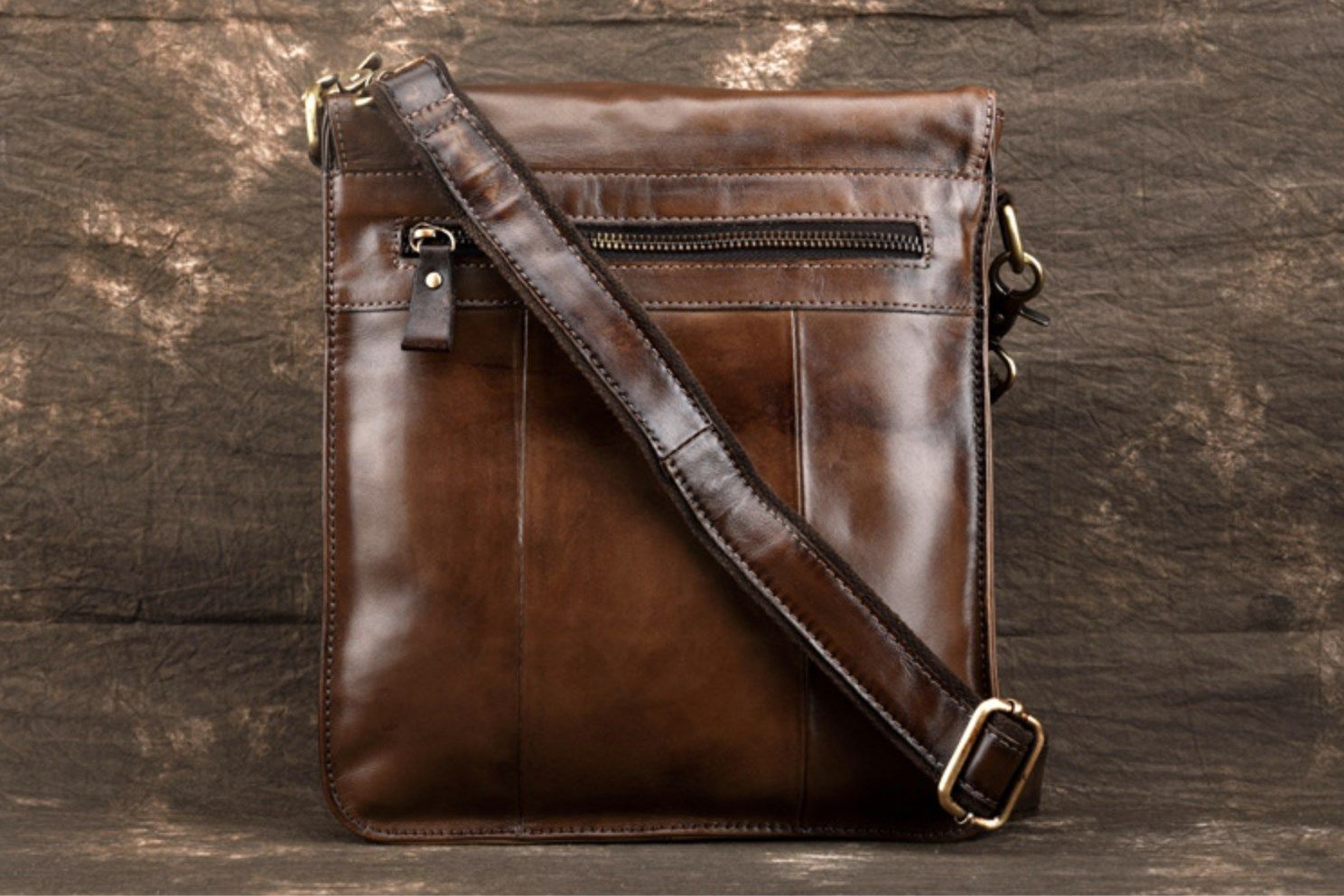 Túi Da Bò Thật Đeo Chéo Đựng IPad - Classic SBM181