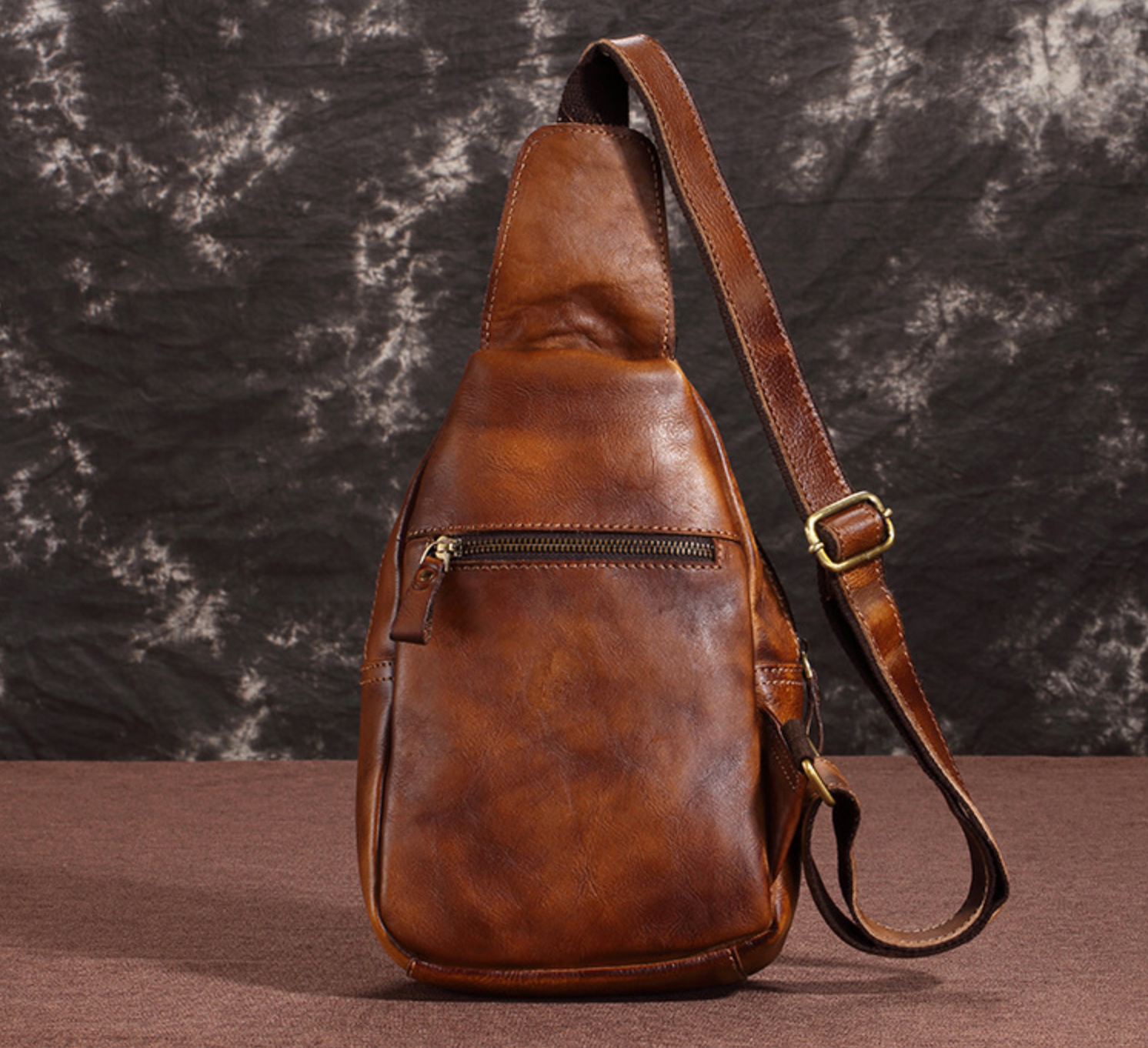 Túi da bò thật đeo chéo trước ngực SBM155