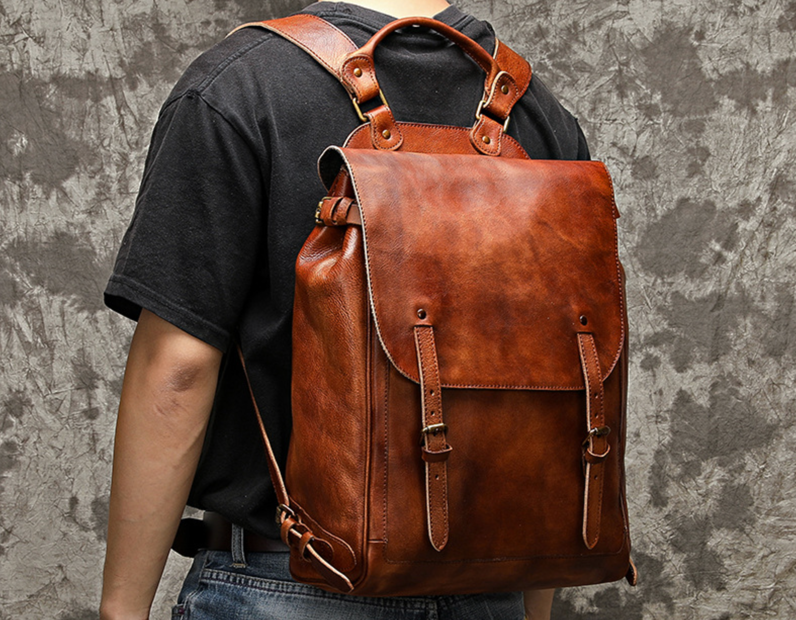 Balo Da Bò VEG Patina Đựng Laptop & Du Lịch Đa Chức Năng BPL359