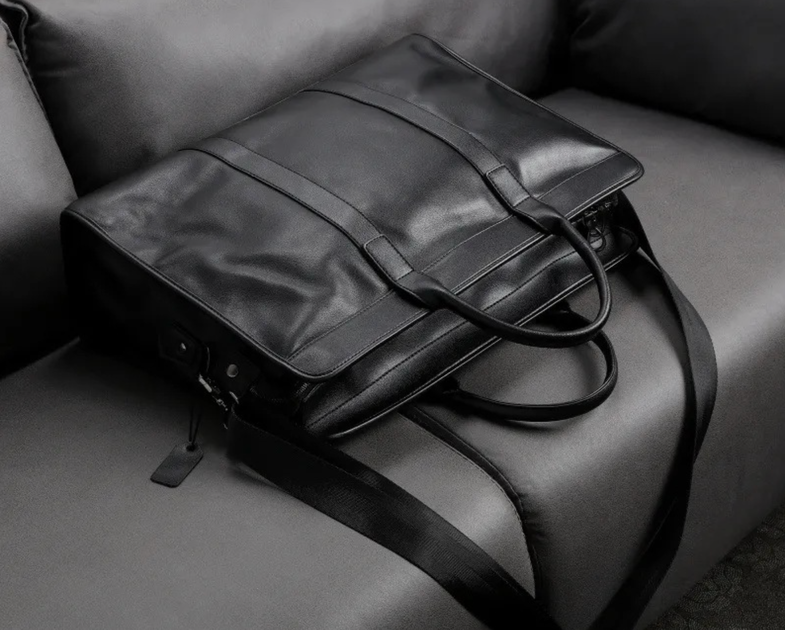 Túi Du Lịch Da Bò Cao Cấp Nhập Khẩu Đựng Laptop Đa Chức Năng TBL284