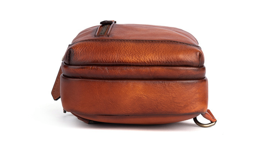 Túi Da Bò VEG Patina Ý Cao Cấp Đeo Chéo Trước Ngực VINTAGE SBM245