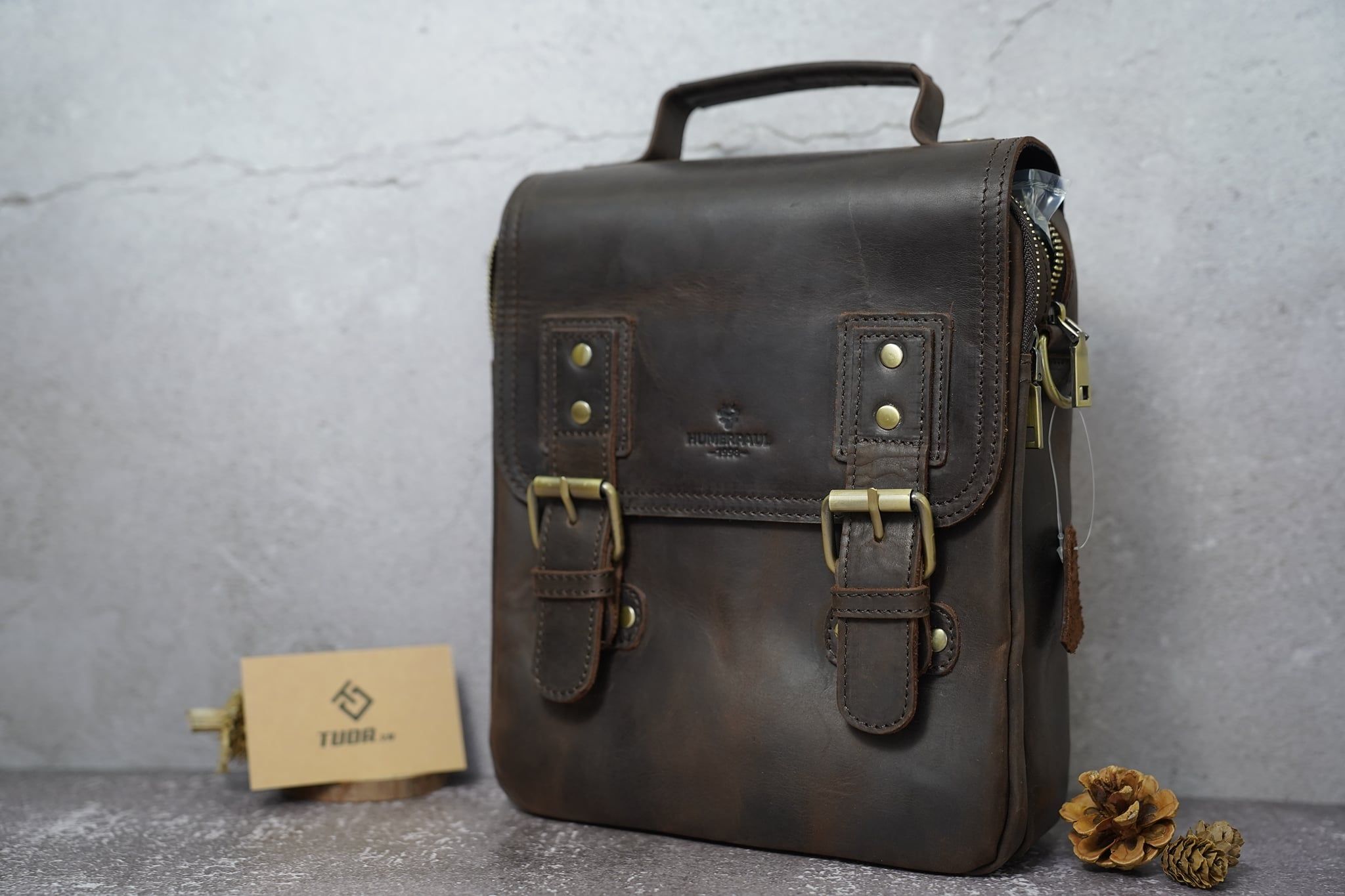 Túi Da Bò Italy Nhập Khẩu Đeo Chéo Đựng iPad - Classic SBM239