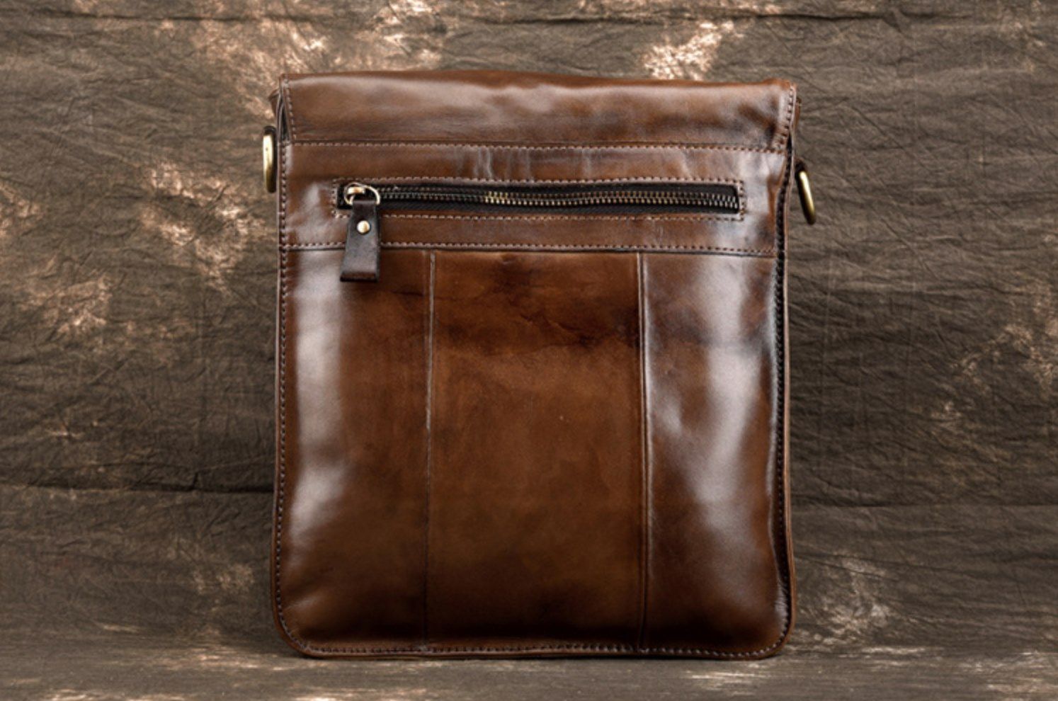 Túi Da Bò Thật Đeo Chéo Đựng IPad - Classic SBM181