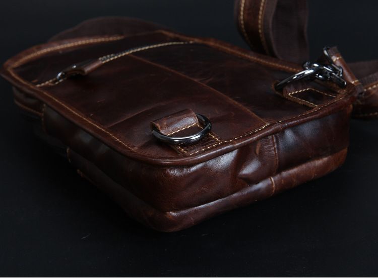 Túi da bò thật đeo chéo ngực Berry & Ken RETRO SBM122