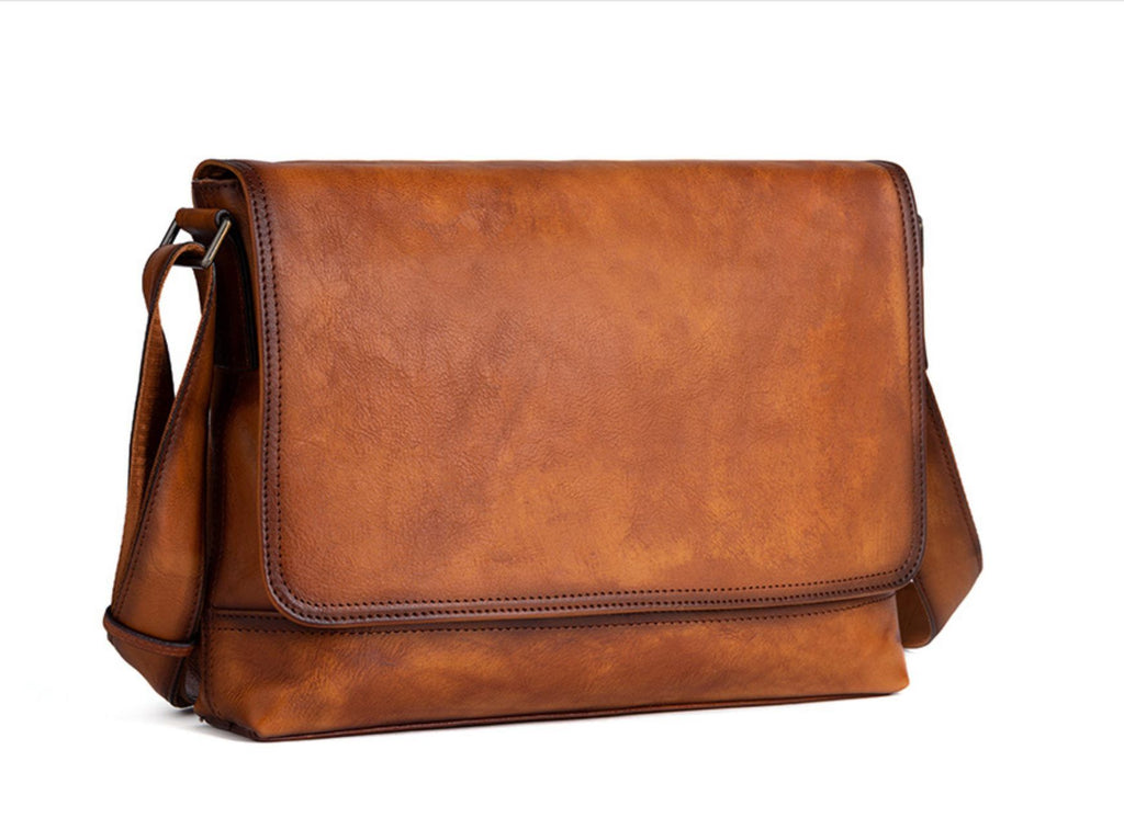 Túi Đeo Chéo Da Bò VEG Patina Ý Đựng Laptop & iPad RETRO TUDA SBM259