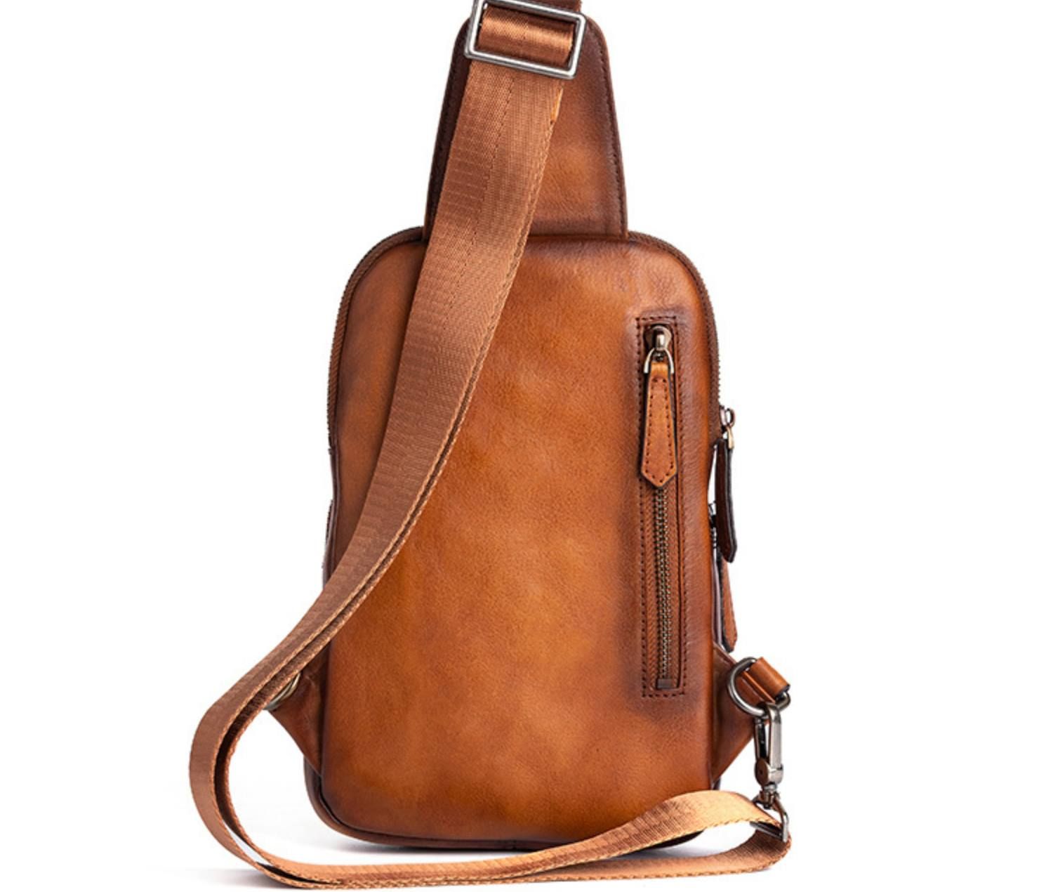 Túi Da Bò VEG Italy Cao Cấp Đeo Chéo Trước Ngực VINTAGE SBM246