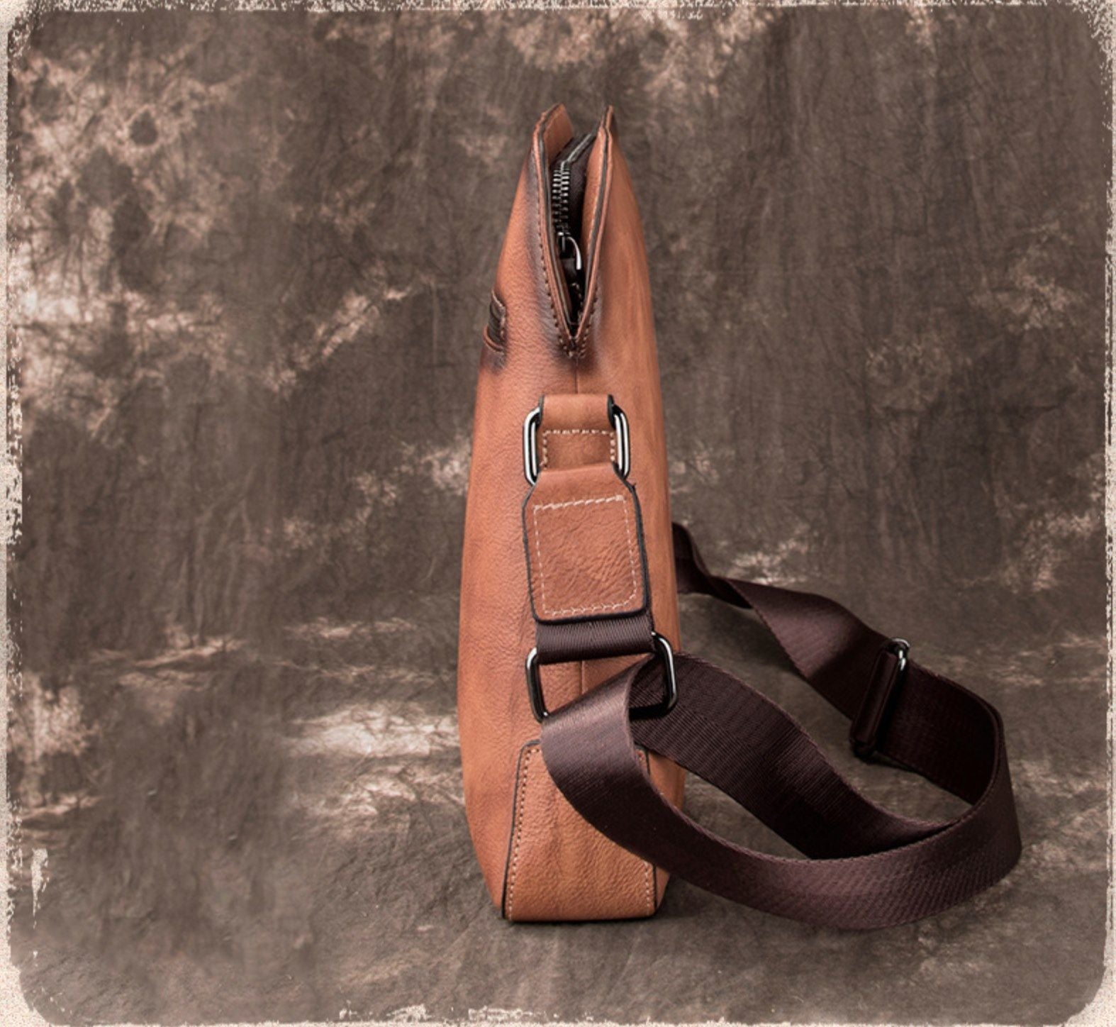 Túi Messenger Da Bò VEG Italy Nhập Khẩu đựng iPad Limited Edition SBM198