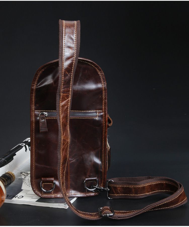 Túi da bò thật đeo chéo ngực Berry & Ken RETRO SBM122