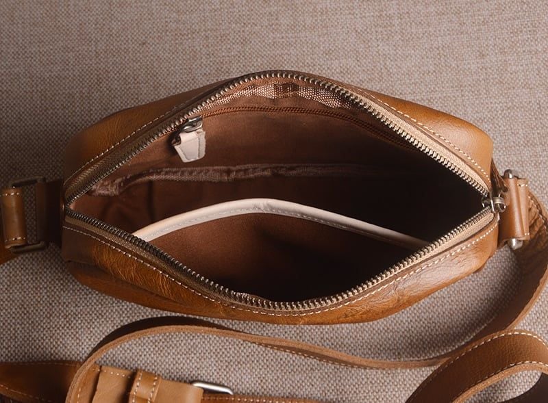 Túi da bò thật thật đeo chéo phong cách cổ điển SBM146