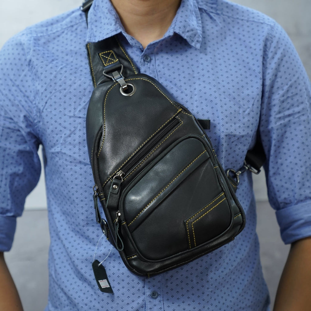 Túi Da Bò VEG Nhập Khẩu Đeo Chéo Trước Ngực SBM227