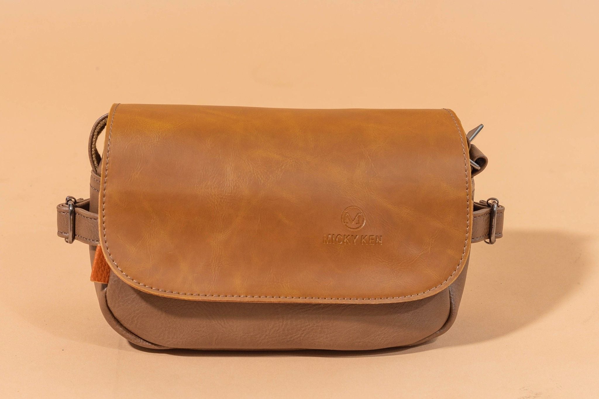 Túi Đeo chéo MICKY KEN SBM101