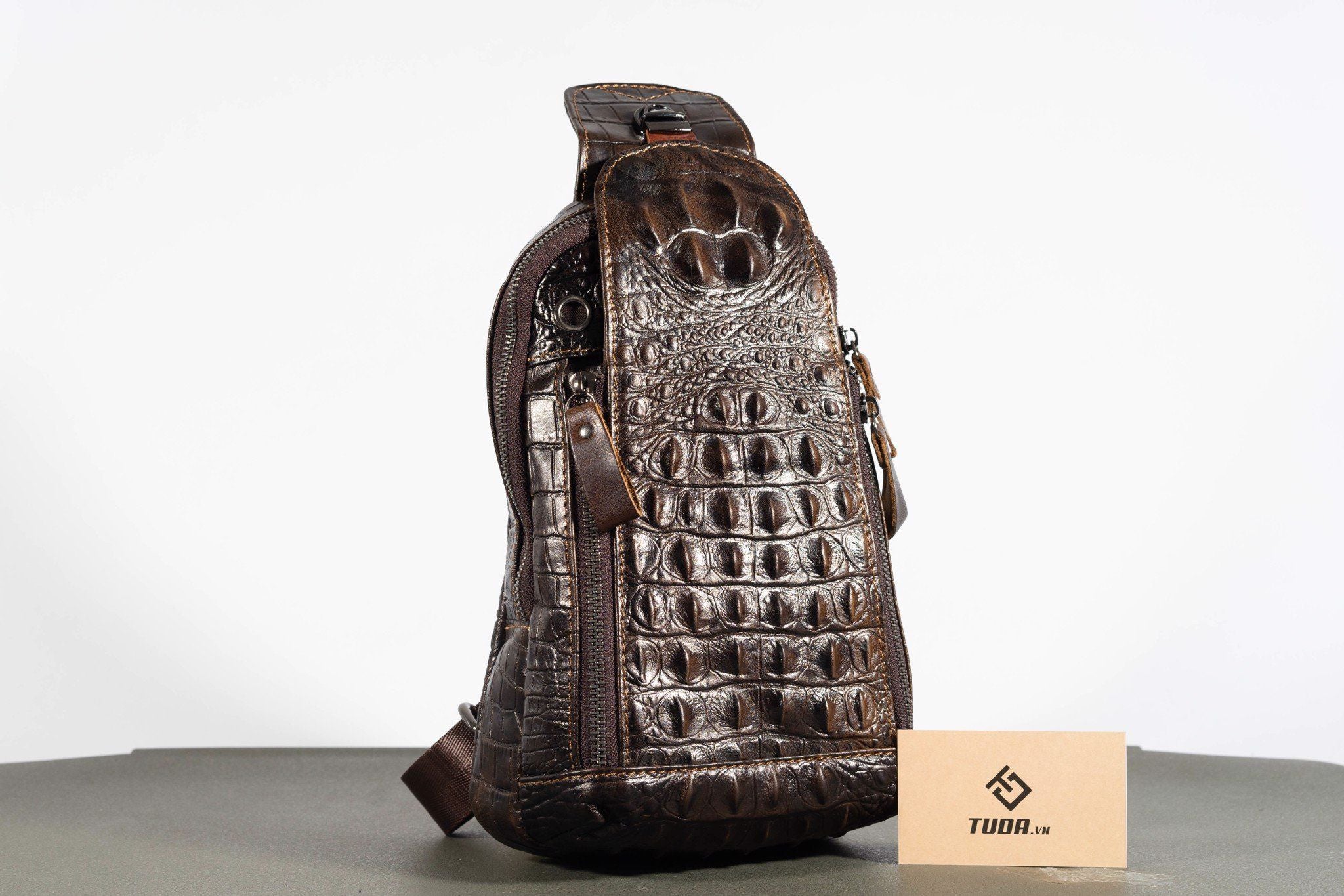 Túi Da Bò Thật đeo chéo Dập Vân Cá Sấu Berry & Ken RETRO - SBM111