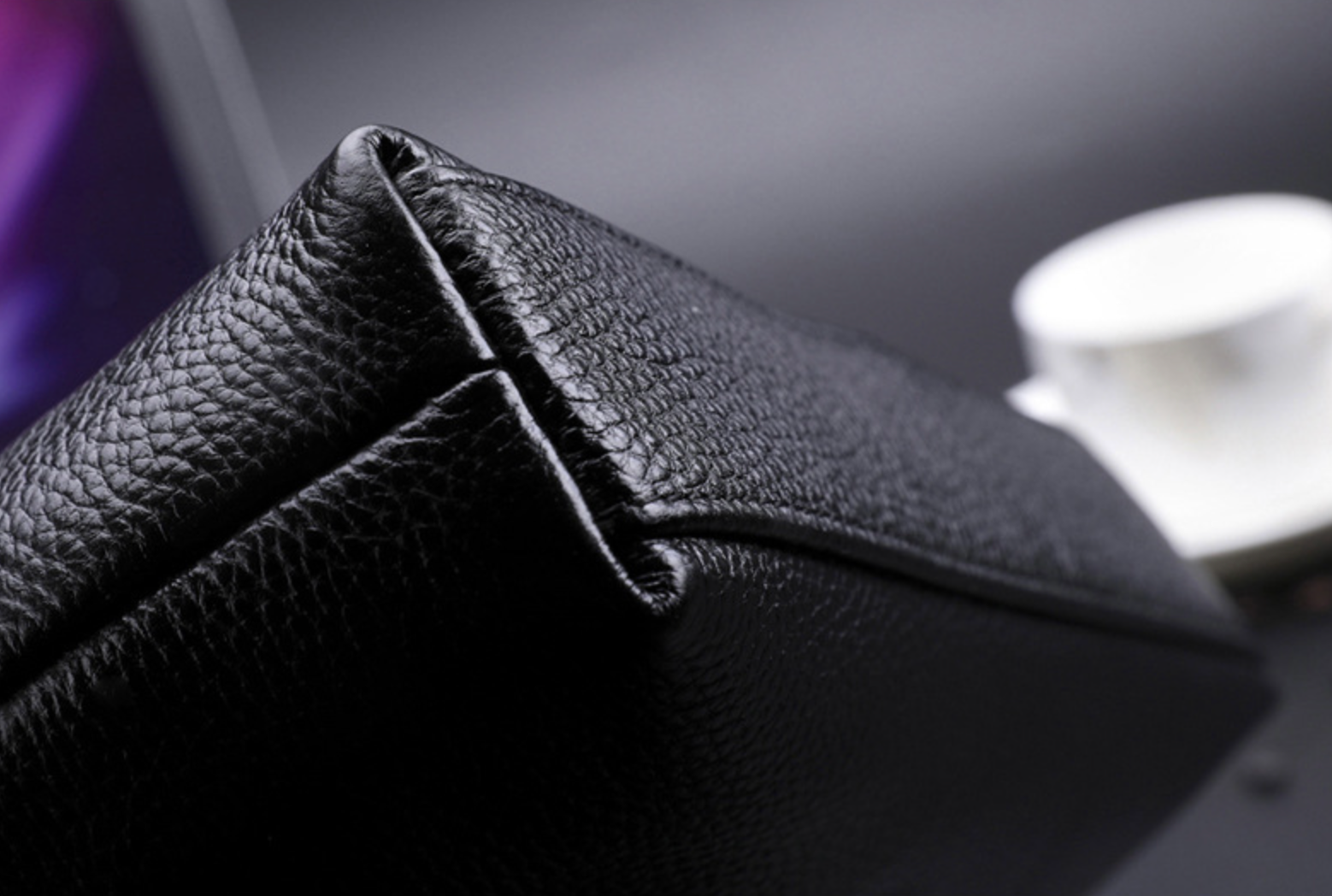 Túi Da Bò Thật Đeo Chéo Đựng IPad Classic Edition TUDA SBM317