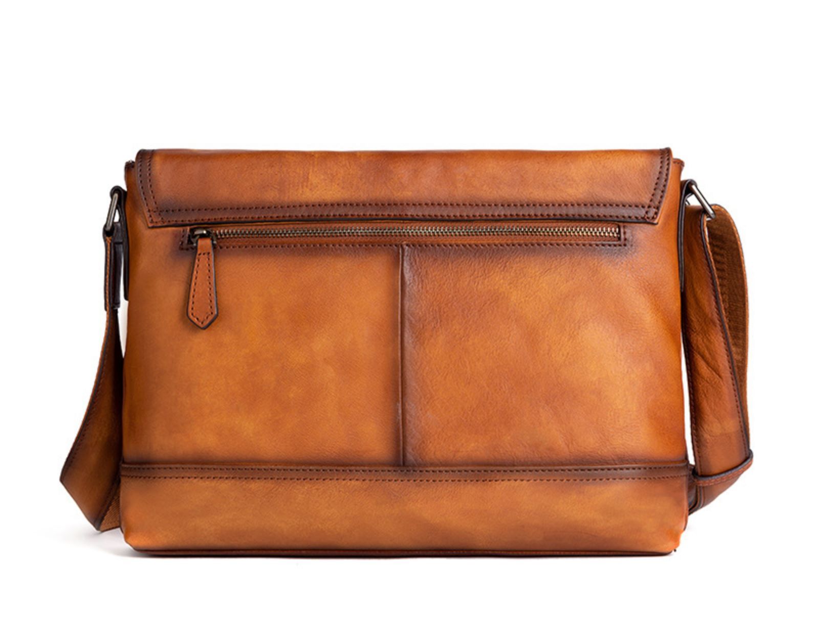 Túi Đeo Chéo Da Bò VEG Patina Ý Đựng Laptop & iPad RETRO TUDA SBM259