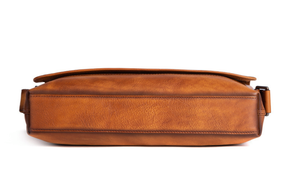 Túi Đeo Chéo Da Bò VEG Patina Ý Đựng Laptop & iPad RETRO TUDA SBM259