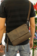 Túi Da Bò Thật Đeo Chéo & Clutch Cầm Tay Đựng IPad - Classic SBM188