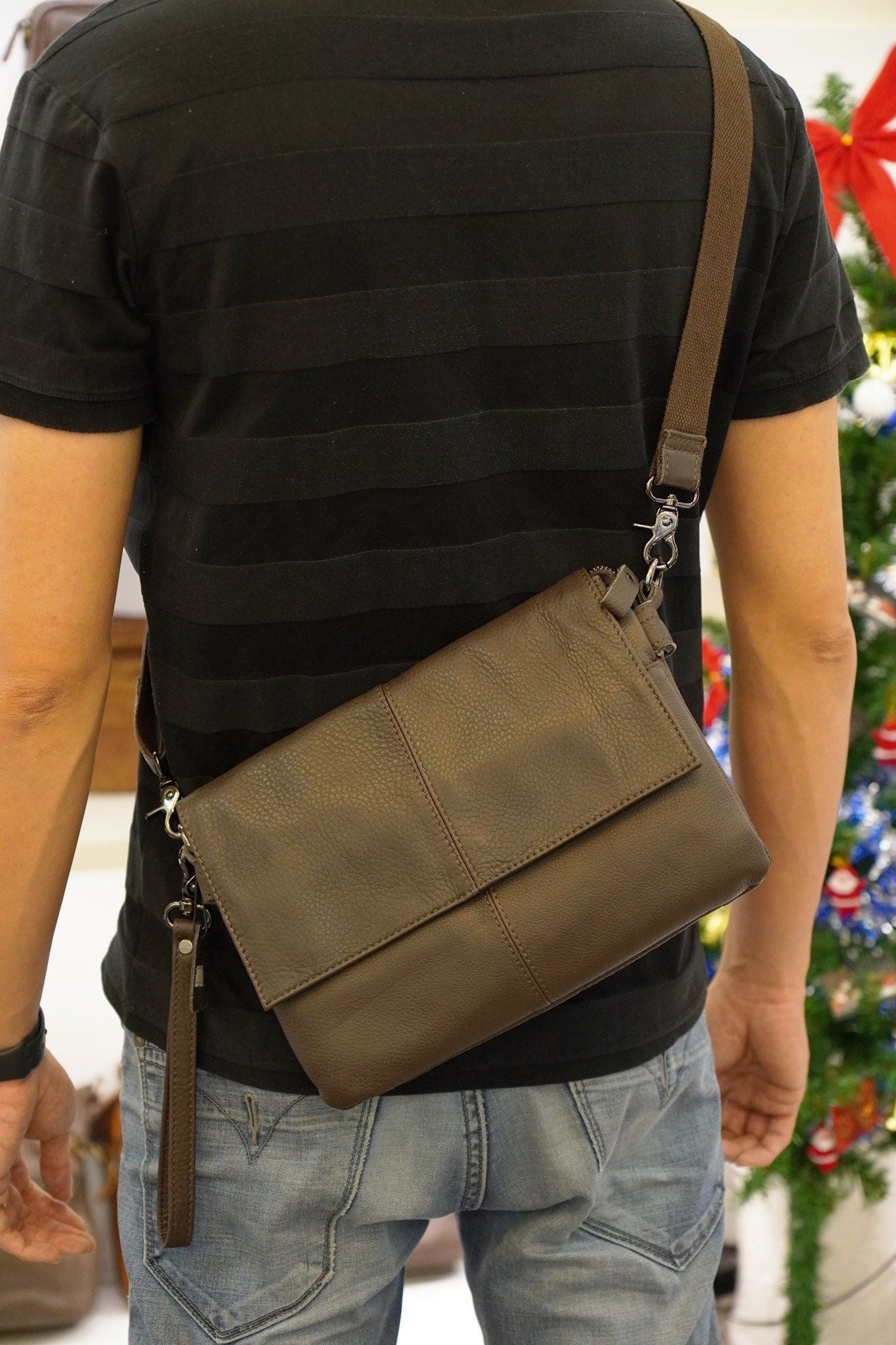 Túi Da Bò Thật Đeo Chéo & Clutch Cầm Tay Đựng IPad - Classic SBM188