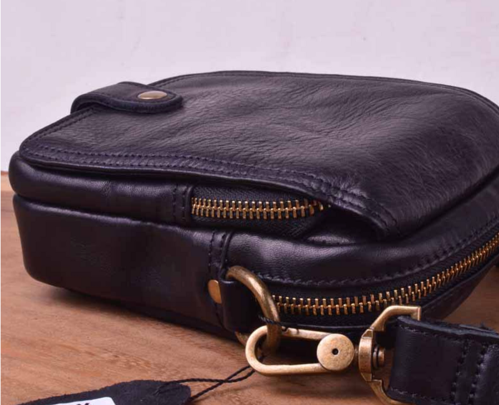 Túi da bò thật nhỏ gọn Berry & Ken RETRO - Classic edition SBM113