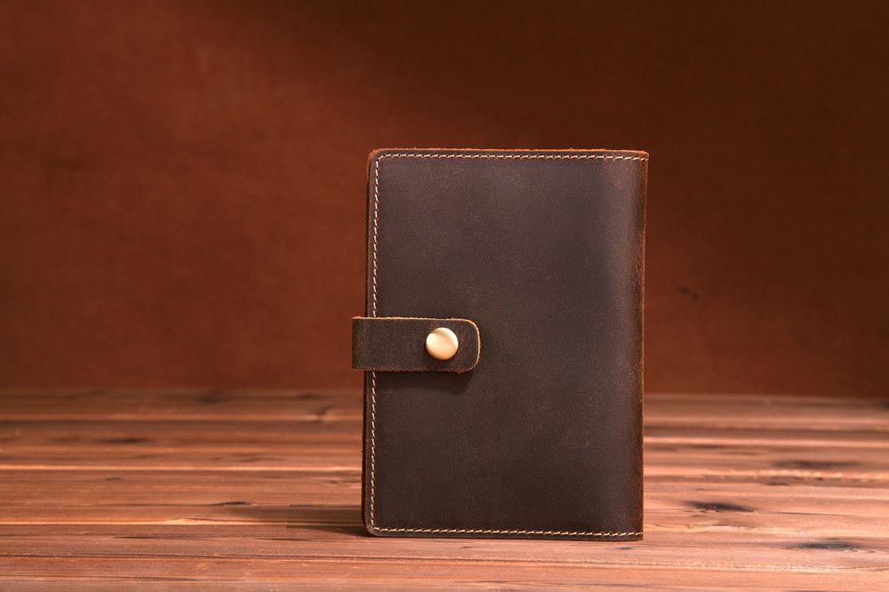 Ví Da Bò Sáp Đựng PASSPORT & CARD Đa Năng Gấp Cúc Bấm Classic Edition W108