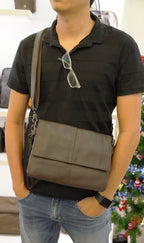 Túi Da Bò Thật Đeo Chéo & Clutch Cầm Tay Đựng IPad - Classic SBM188