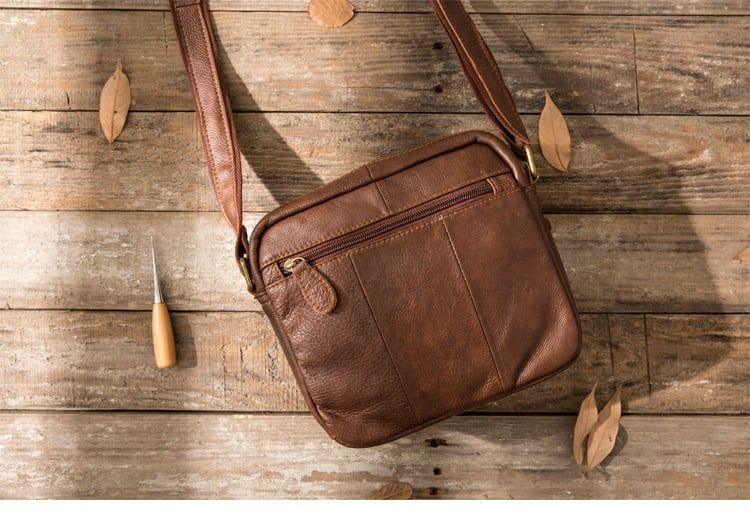 Túi da bò thật Berry & Ken đeo chéo Limited edition MBM110