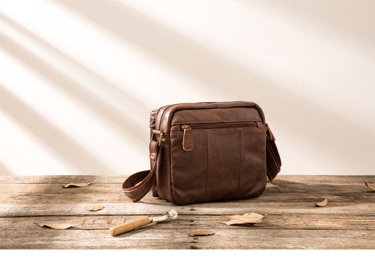 Túi da bò thật Berry & Ken đeo chéo Limited edition MBM110