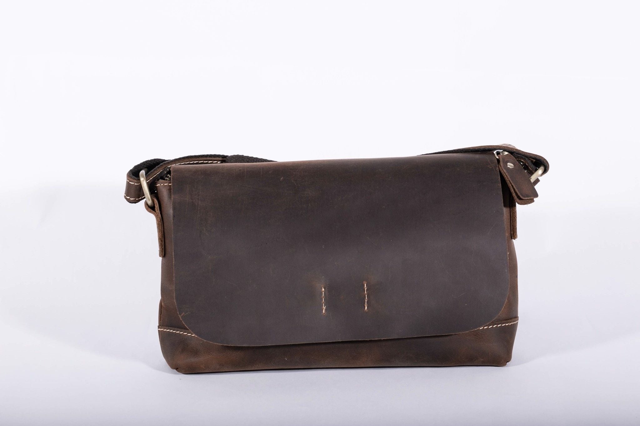 Túi đeo chéo da bò thật Berry & Ken RETRO - Classic edition TUDA SBM121