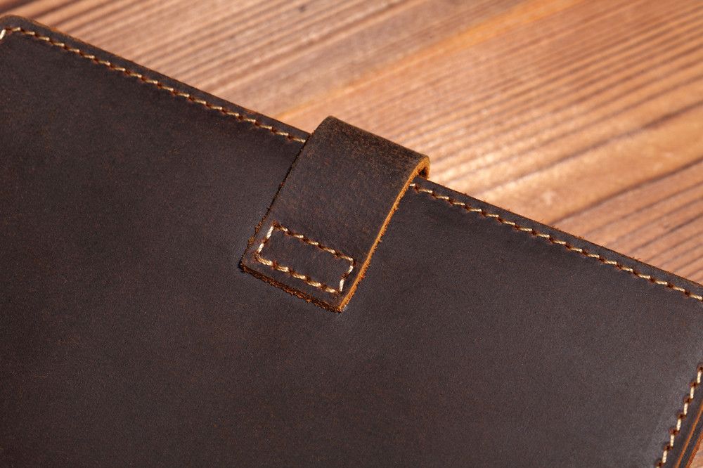 Ví Da Bò Sáp Đựng PASSPORT & CARD Đa Năng Gấp Cúc Bấm Classic Edition W108