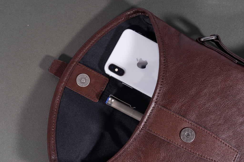 Túi da bò thật Berry & Ken - Limited edition MBM109